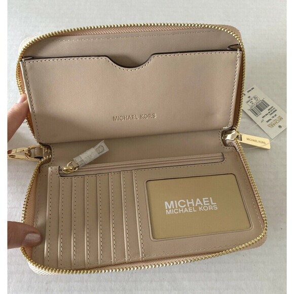 New Michael Kors Jet Set Travel Large Flat phone case Leather wallet Buff - Picture 4 of 4
